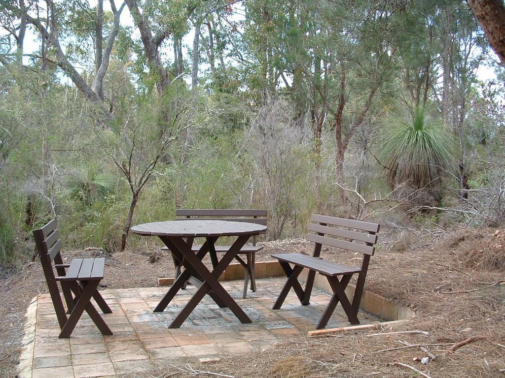 Yelverton Brook Conservation Sanctuary Metricup Buitenkant foto